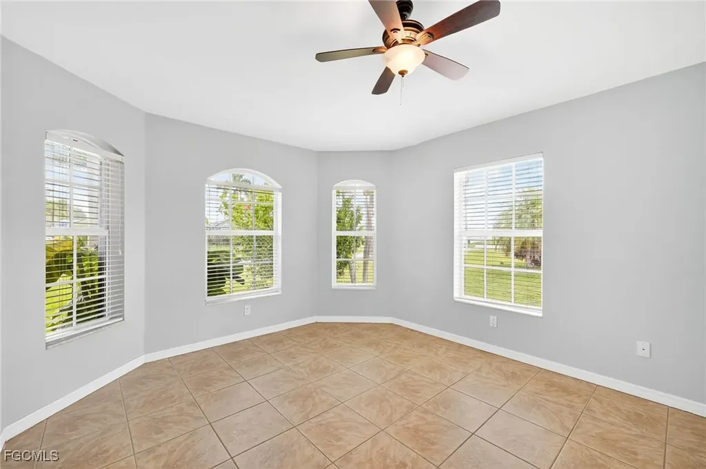 2202 NE 18th Street Cape Coral FL 33909