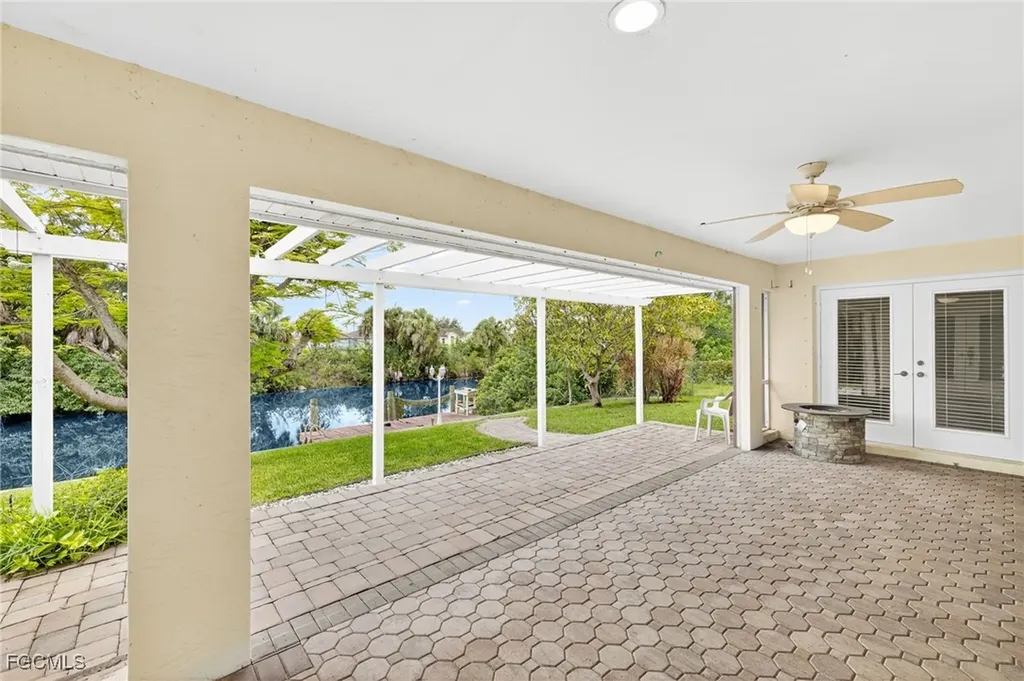 2202 NE 18th Street Cape Coral FL 33909