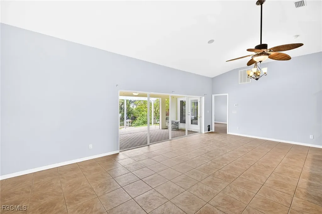 2202 NE 18th Street Cape Coral FL 33909