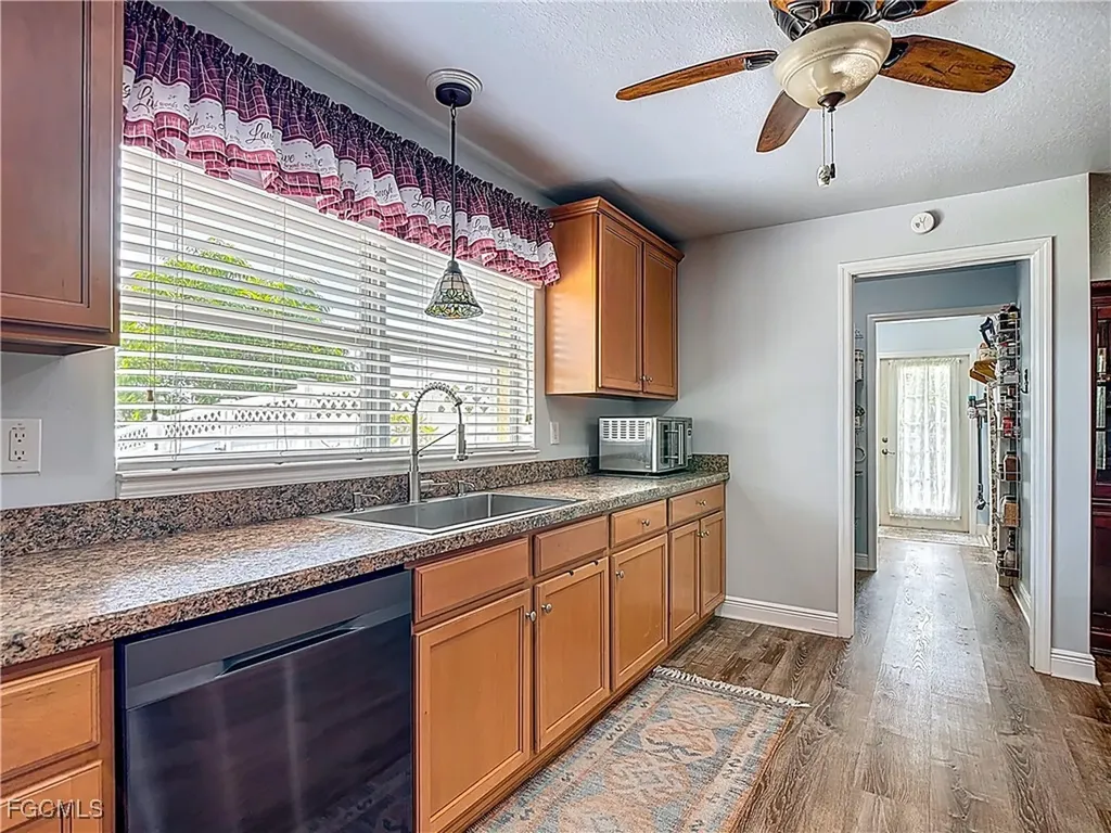 607 Tropicana Parkway W Cape Coral FL 33993