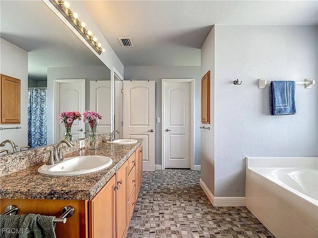 607 Tropicana Parkway W Cape Coral FL 33993