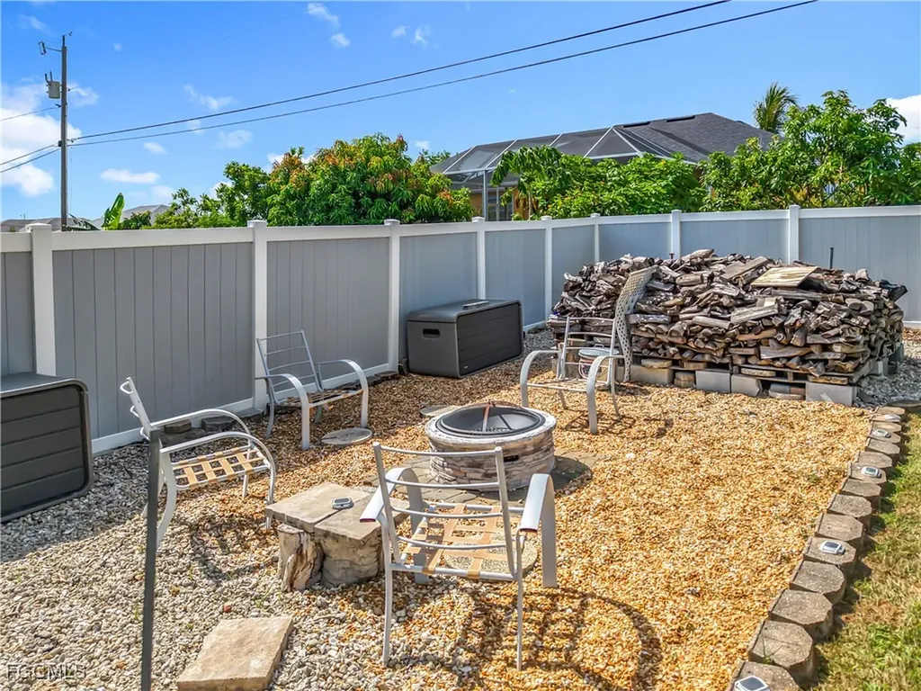 607 Tropicana Parkway W Cape Coral FL 33993