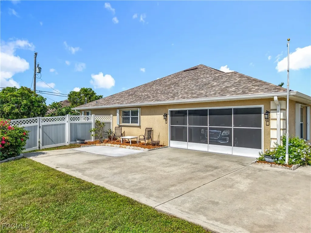 607 Tropicana Parkway W Cape Coral FL 33993
