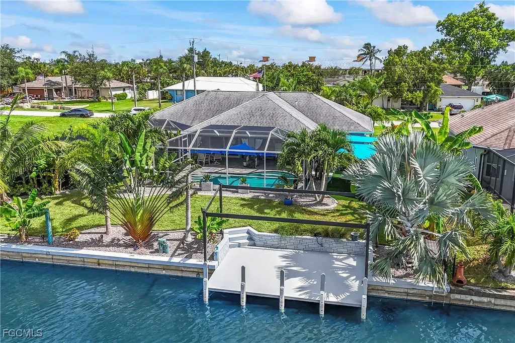 109 SW 15th Terrace Cape Coral FL 33991