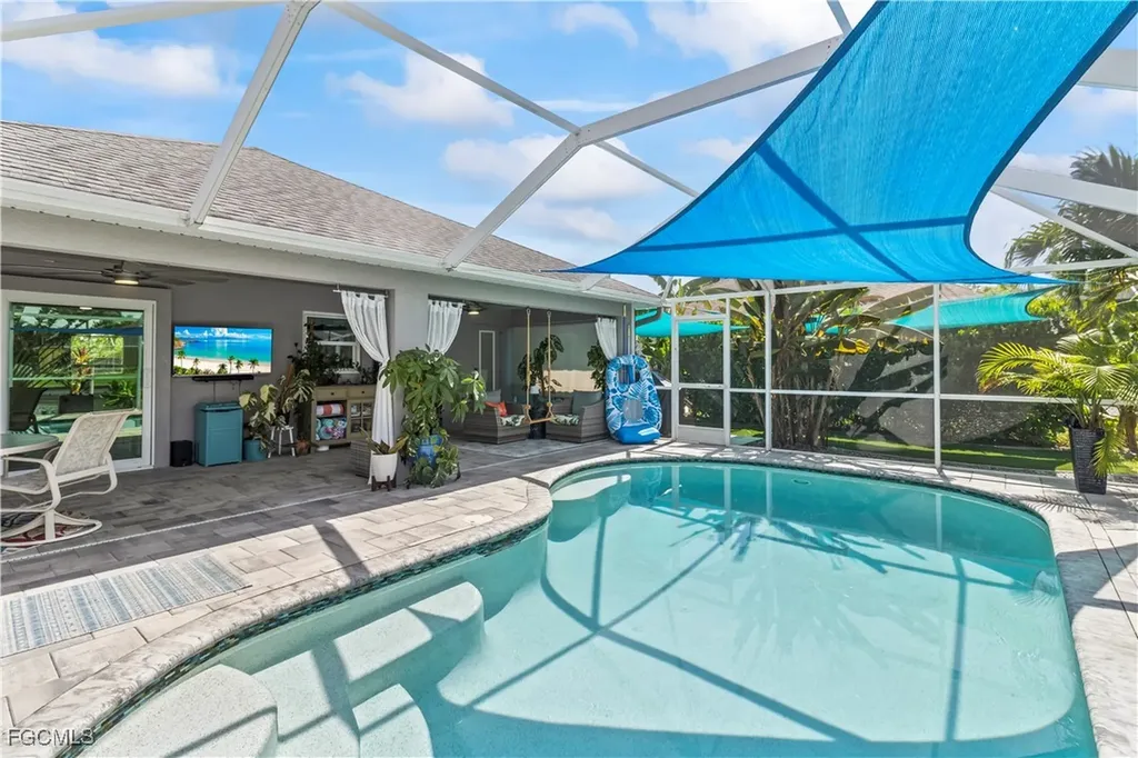 109 SW 15th Terrace Cape Coral FL 33991