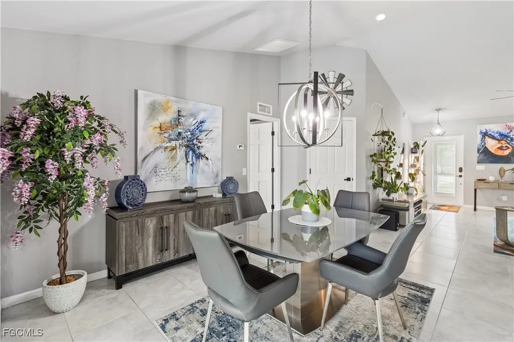 109 SW 15th Terrace Cape Coral FL 33991