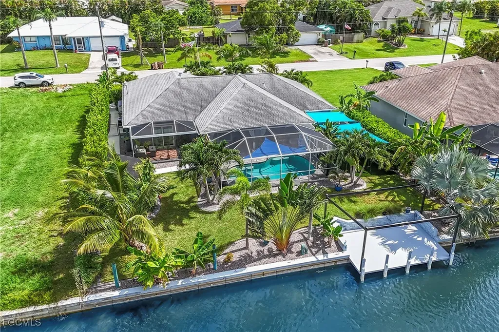 109 SW 15th Terrace Cape Coral FL 33991