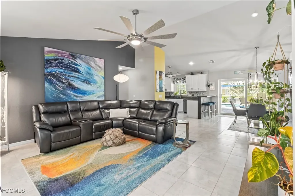 109 SW 15th Terrace Cape Coral FL 33991