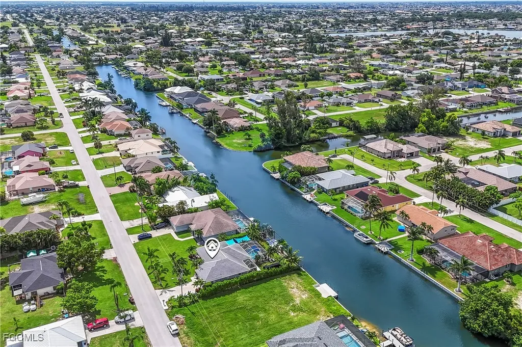 109 SW 15th Terrace Cape Coral FL 33991