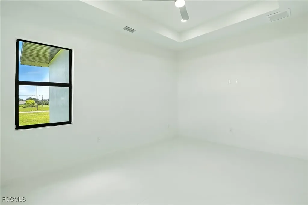 2725 Embers Parkway W Cape Coral FL 33993