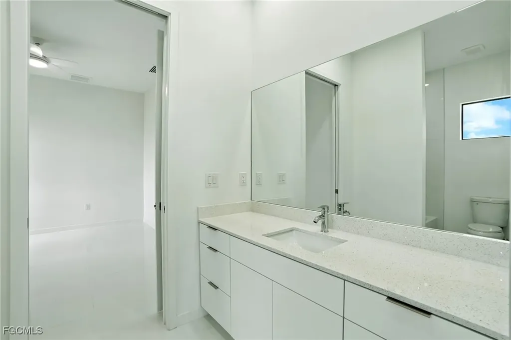 2725 Embers Parkway W Cape Coral FL 33993