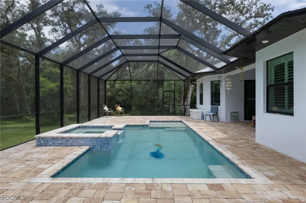 18851 Palm Beach Boulevard Alva FL 33920