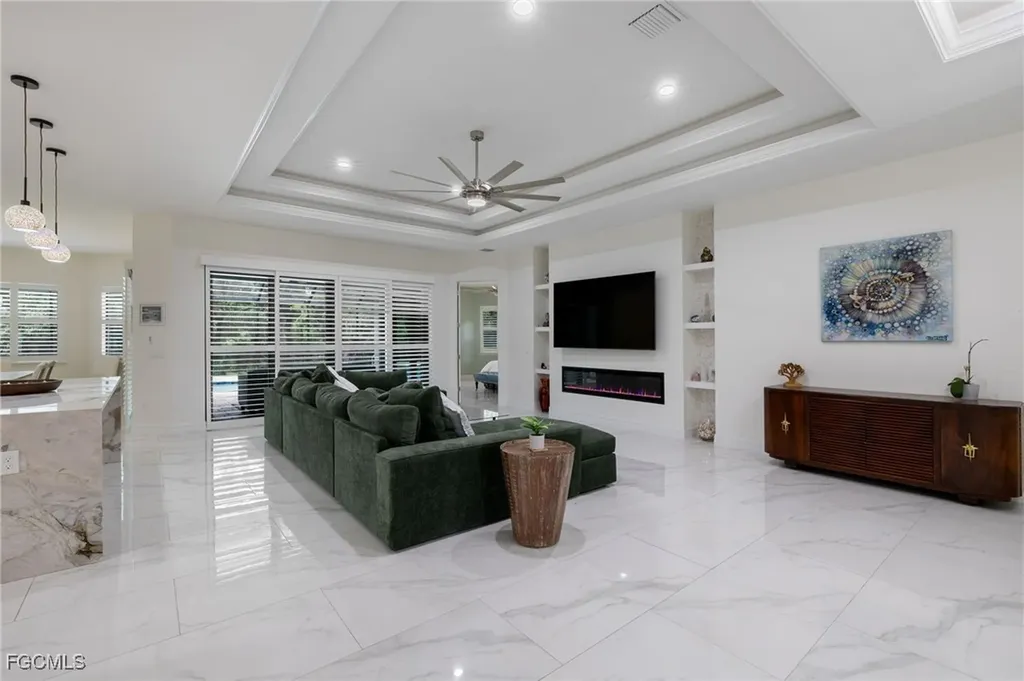 18851 Palm Beach Boulevard Alva FL 33920