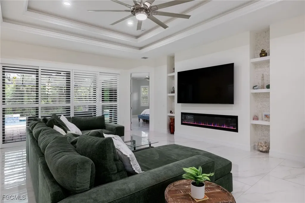 18851 Palm Beach Boulevard Alva FL 33920