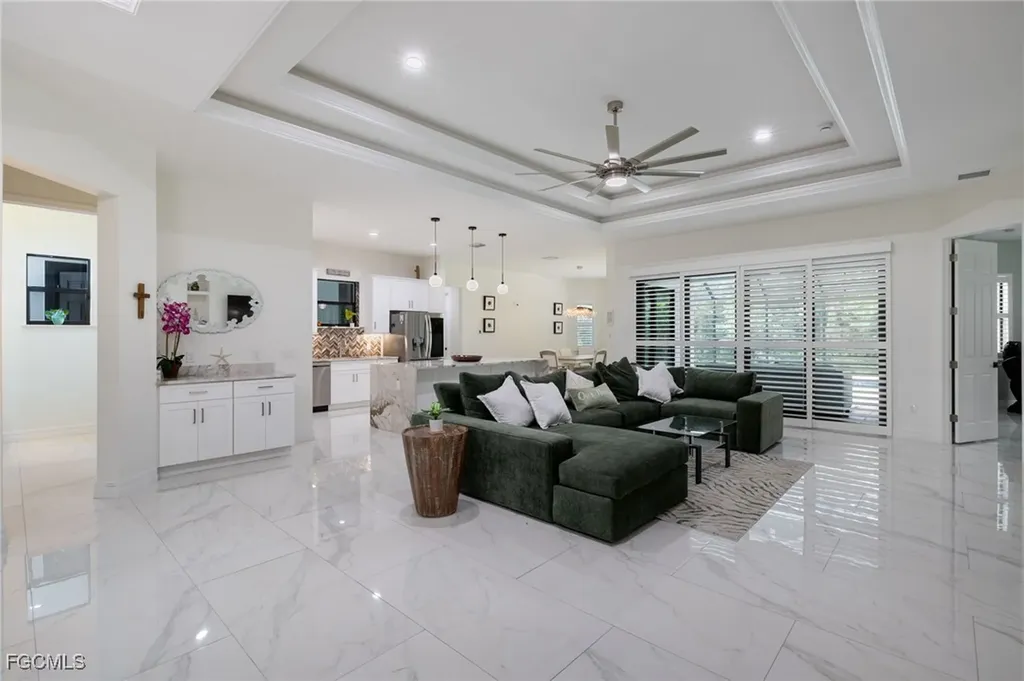 18851 Palm Beach Boulevard Alva FL 33920