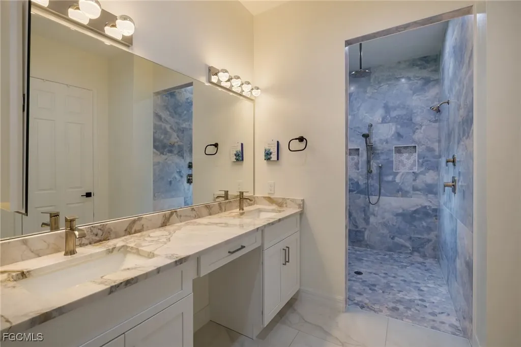 18851 Palm Beach Boulevard Alva FL 33920