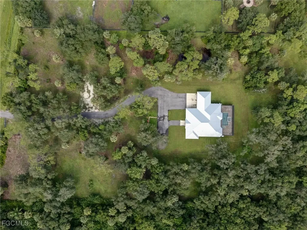 18851 Palm Beach Boulevard Alva FL 33920