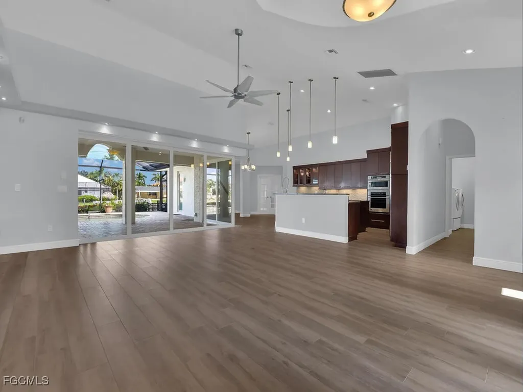 5795 SW 7th Court Cape Coral FL 33914