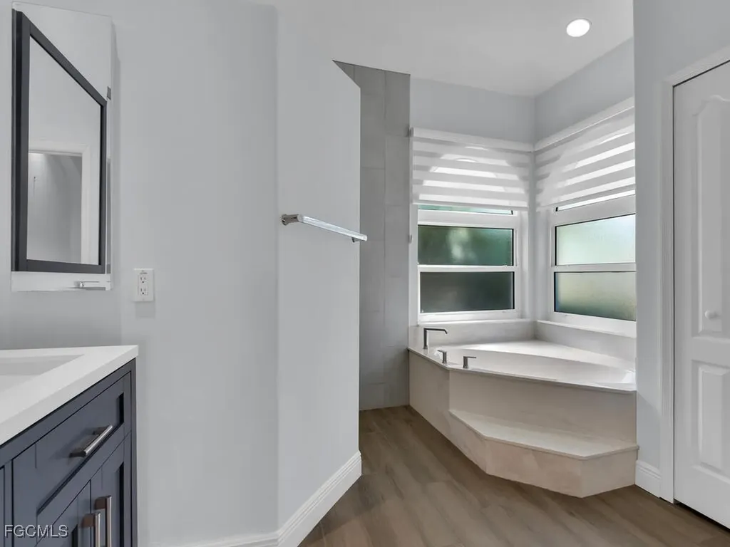 5795 SW 7th Court Cape Coral FL 33914