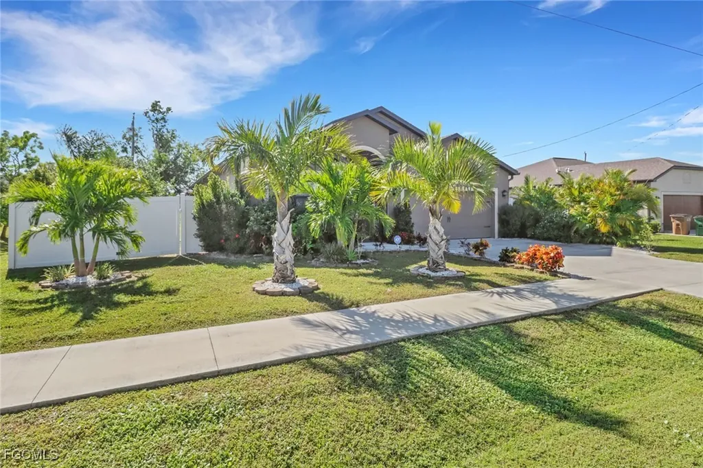 1114 SW Trafalgar Parkway Cape Coral FL 33991