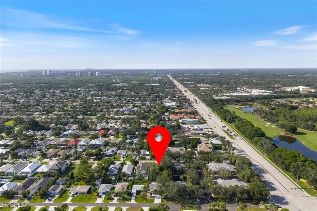 864 100th Avenue N Naples FL 34108