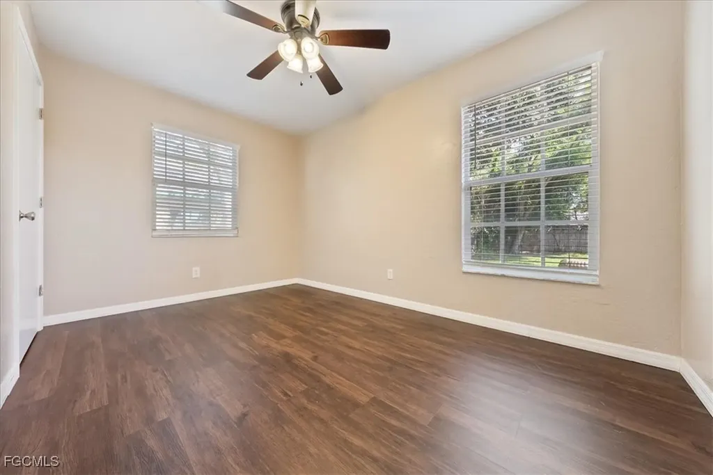 864 100th Avenue N Naples FL 34108