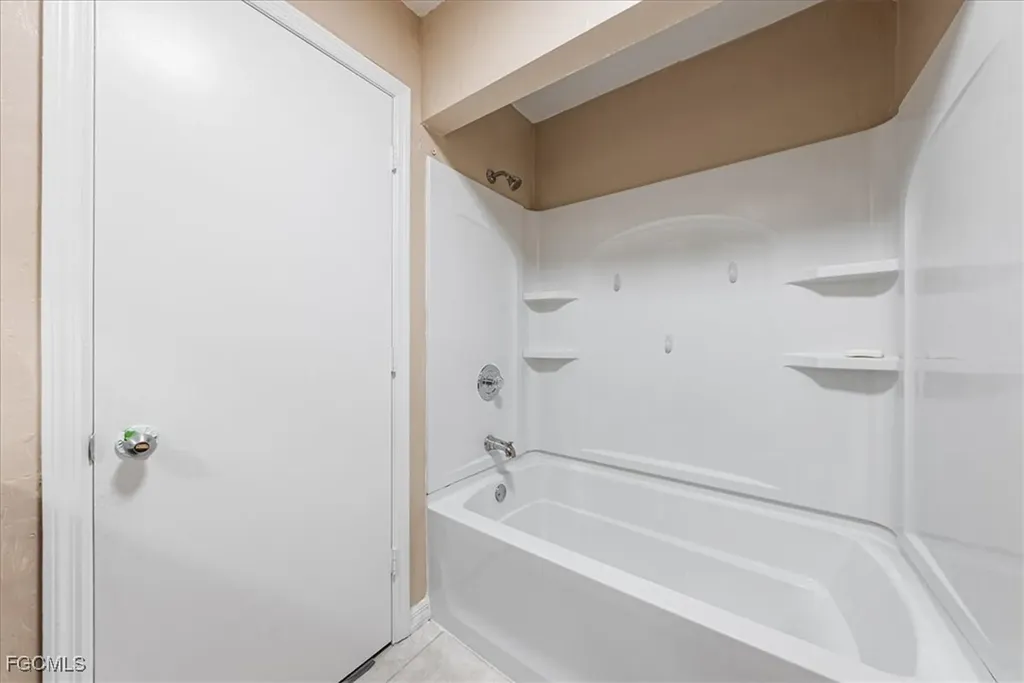 864 100th Avenue N Naples FL 34108