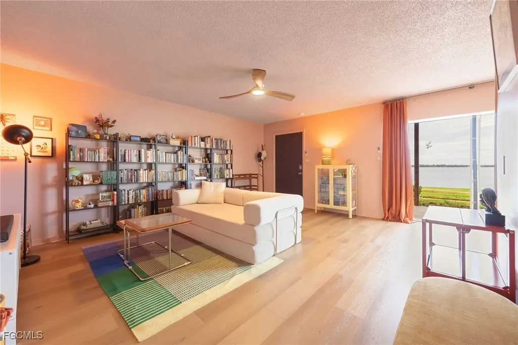 3225 E Riverside Drive Fort Myers FL 33916