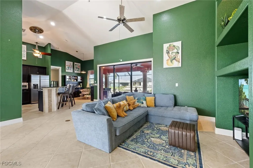 1028 NW 9th Avenue Cape Coral FL 33993