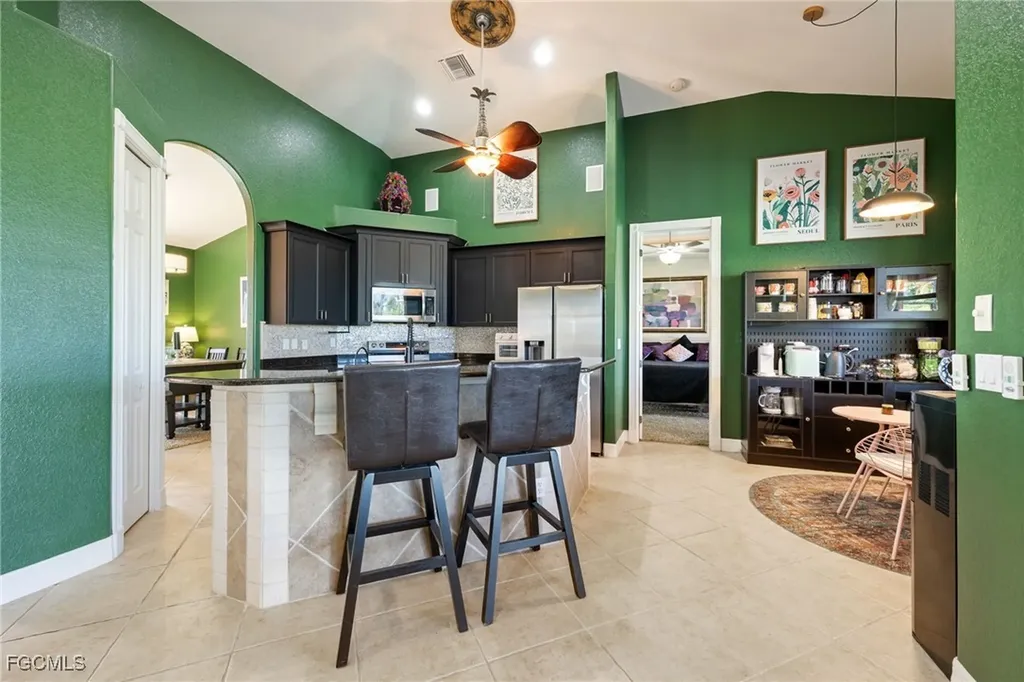 1028 NW 9th Avenue Cape Coral FL 33993