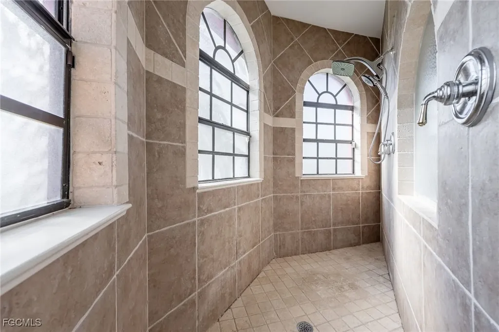 1028 NW 9th Avenue Cape Coral FL 33993