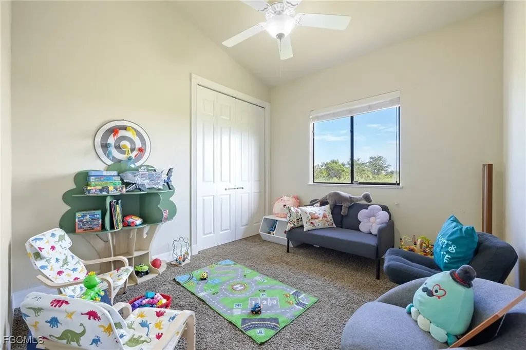 1028 NW 9th Avenue Cape Coral FL 33993