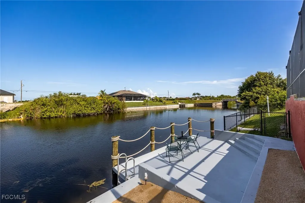 1028 NW 9th Avenue Cape Coral FL 33993