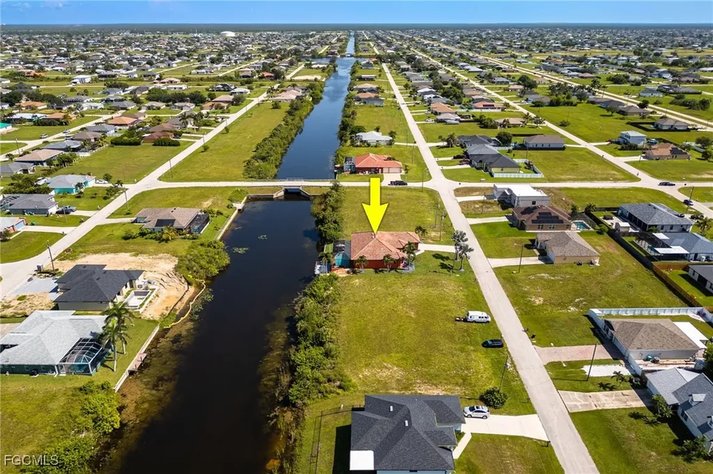 1028 NW 9th Avenue Cape Coral FL 33993