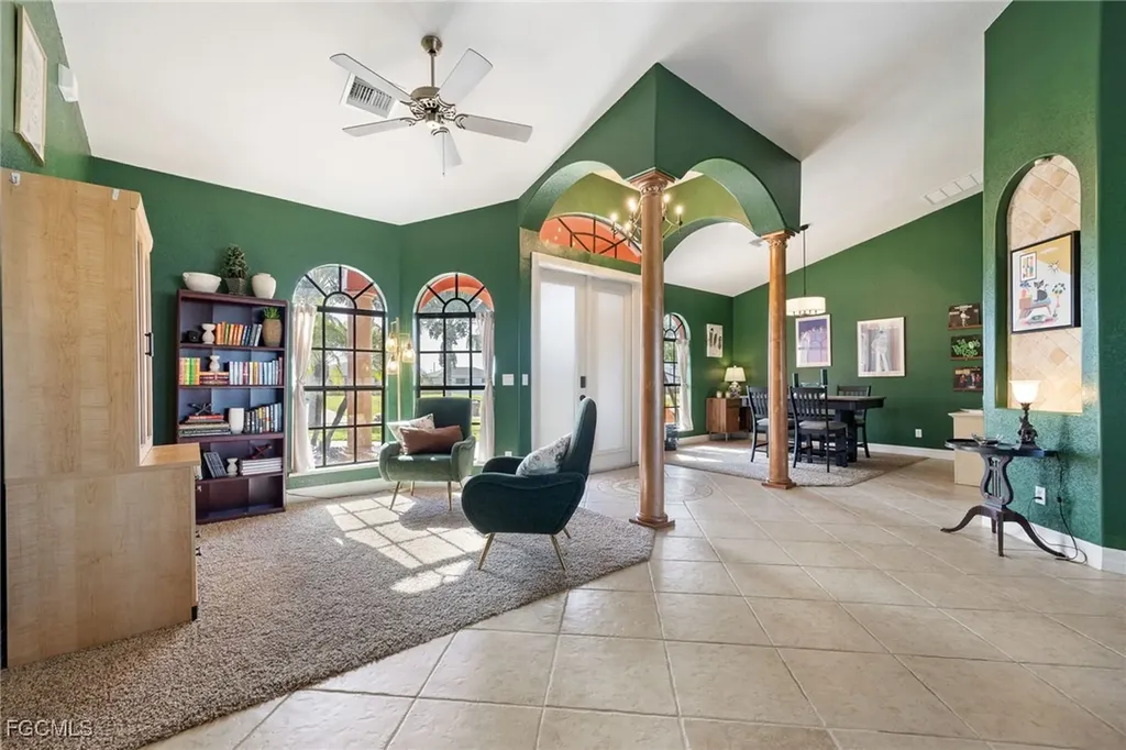 1028 NW 9th Avenue Cape Coral FL 33993