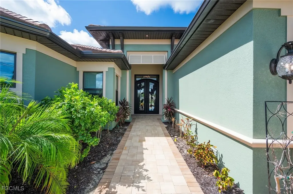 3324 NW 10th Street Cape Coral FL 33993