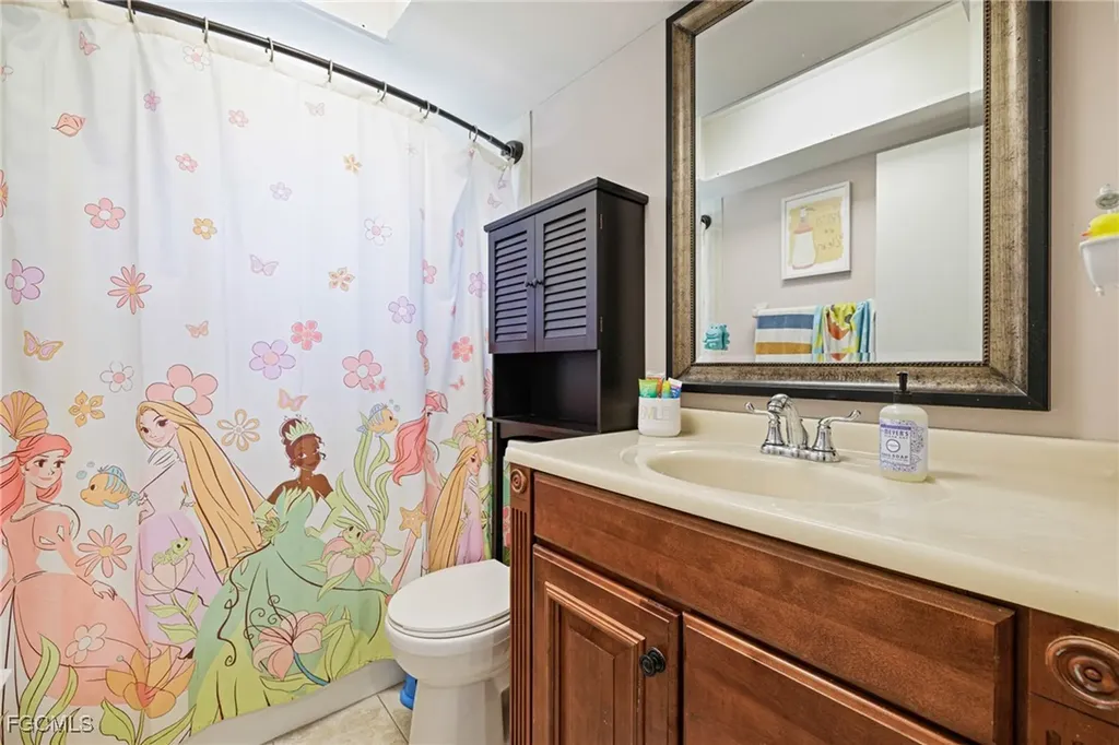 3810 SE 12th Place Cape Coral FL 33904