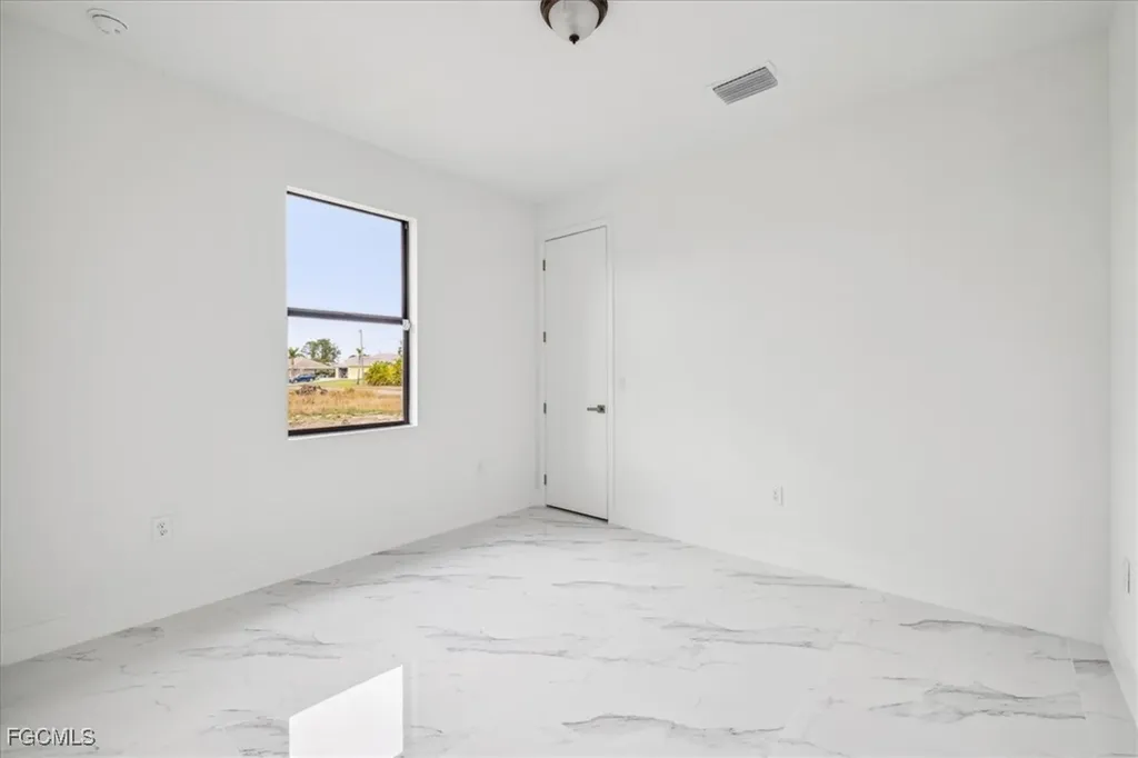 1436 Graham Circle Lehigh Acres FL 33936