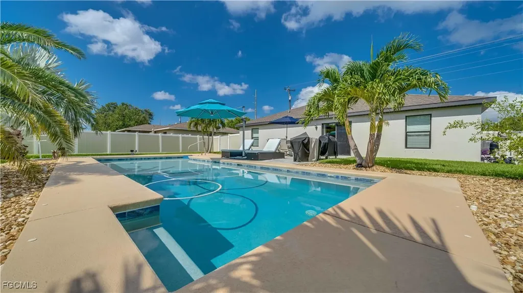 3327 Santa Barbara Boulevard Cape Coral FL 33914