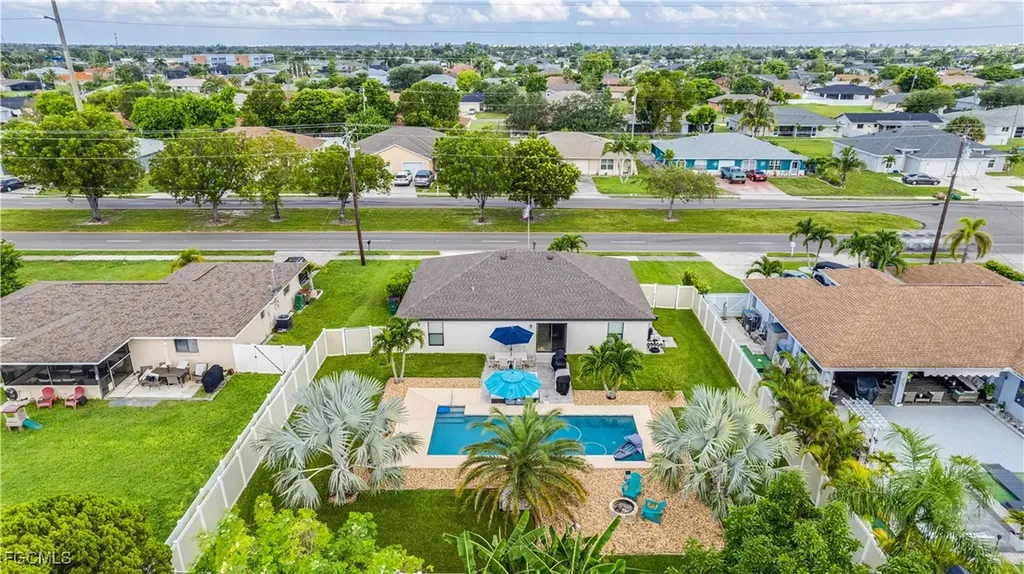 3327 Santa Barbara Boulevard Cape Coral FL 33914