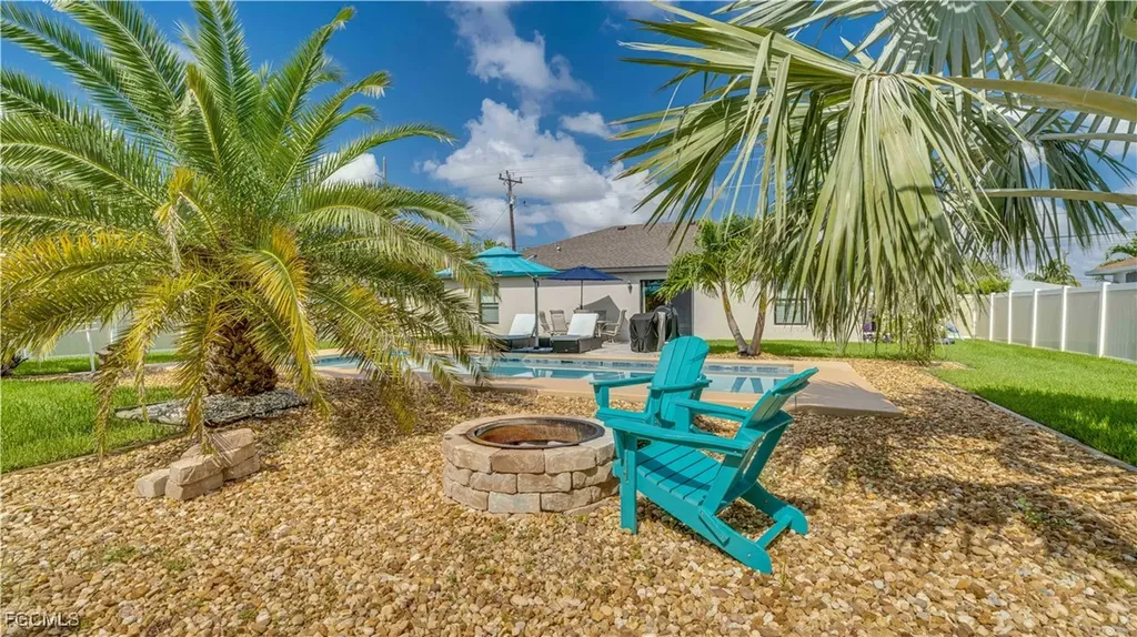 3327 Santa Barbara Boulevard Cape Coral FL 33914