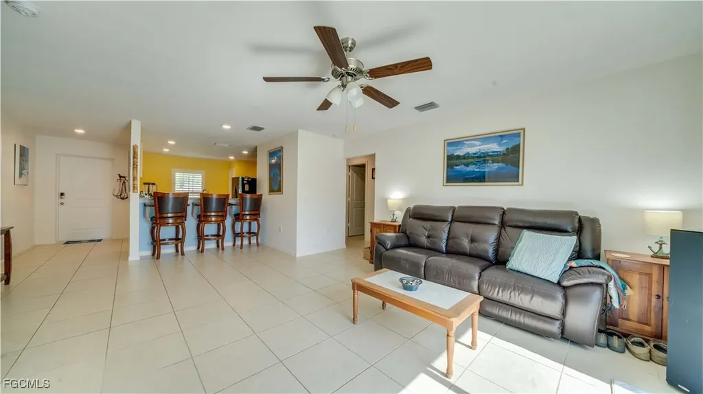 3327 Santa Barbara Boulevard Cape Coral FL 33914