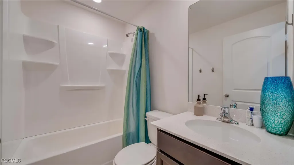 3327 Santa Barbara Boulevard Cape Coral FL 33914