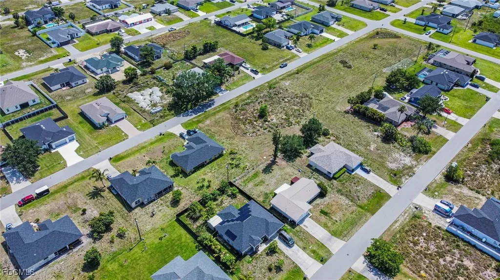 309 NW 4th Terrace Cape Coral FL 33993