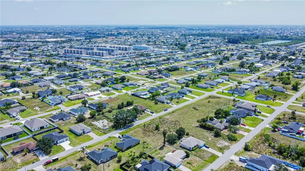 309 NW 4th Terrace Cape Coral FL 33993