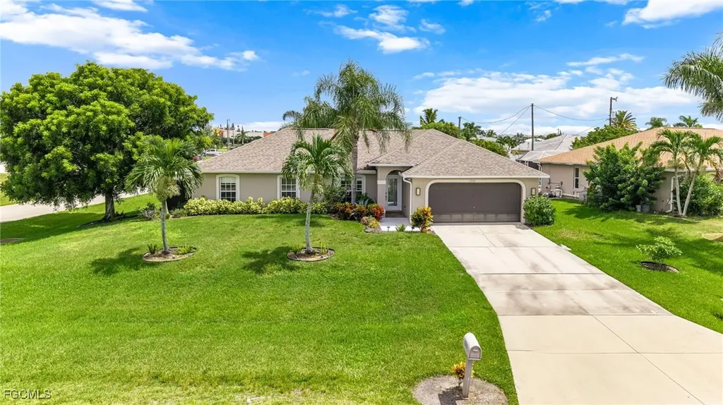 2335 SW 27th Street Cape Coral FL 33914