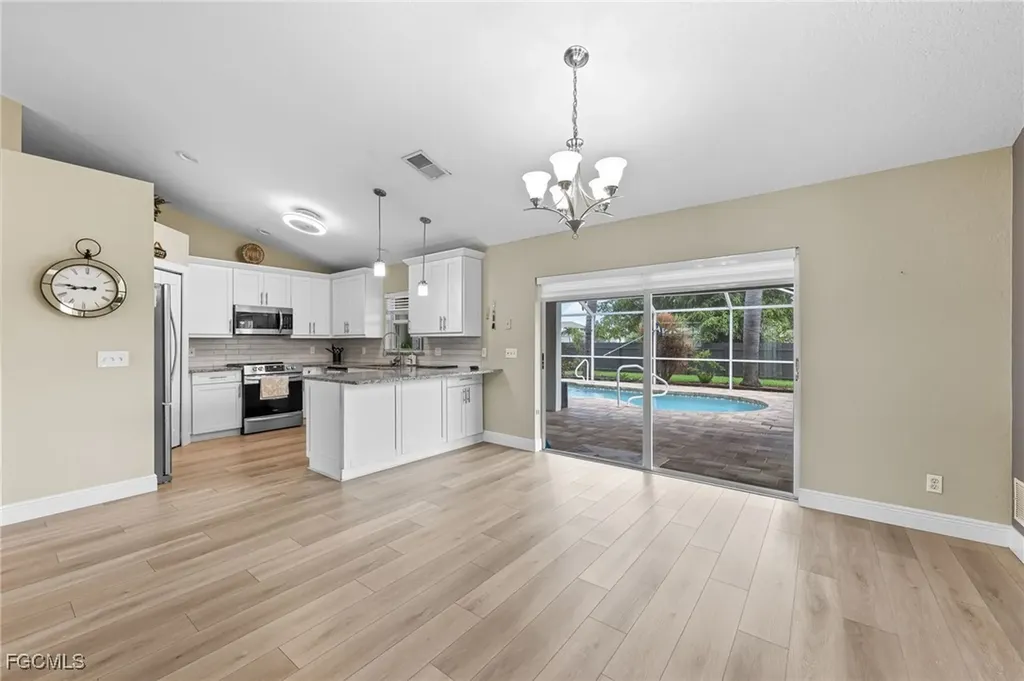 2335 SW 27th Street Cape Coral FL 33914