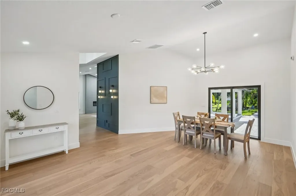 4322 Skates Circle Fort Myers FL 33905