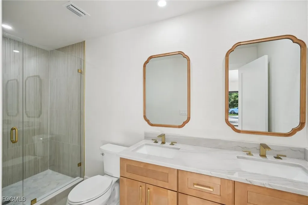 4322 Skates Circle Fort Myers FL 33905