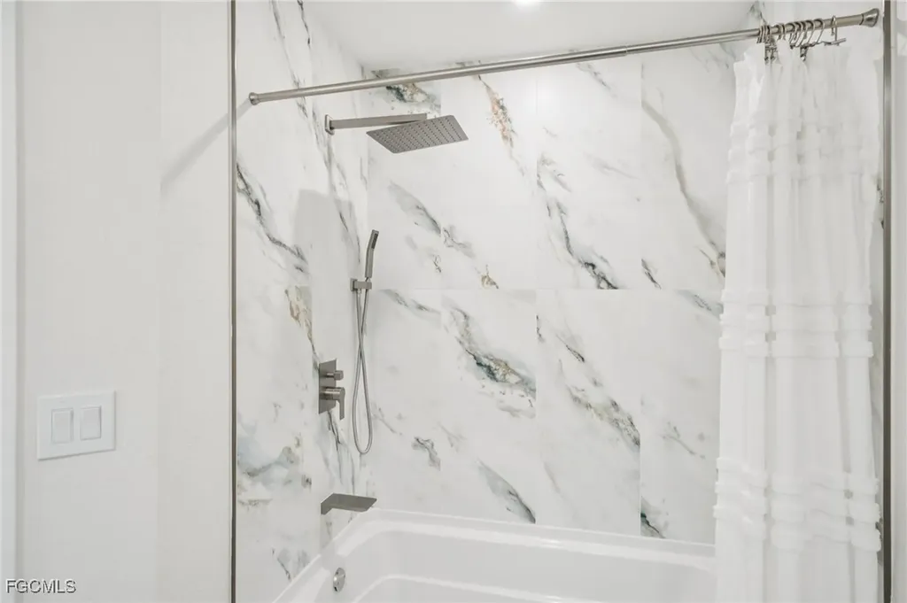 4322 Skates Circle Fort Myers FL 33905